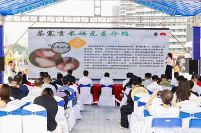 風起山海·銅仁謝禮 大朗組團與江口東西部協作，梵凈山珍農特產品推介會助推實業投資新篇章